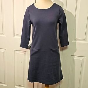 For Color NWT. Style gray, Kate. Size small. Casual pocket shift dress.